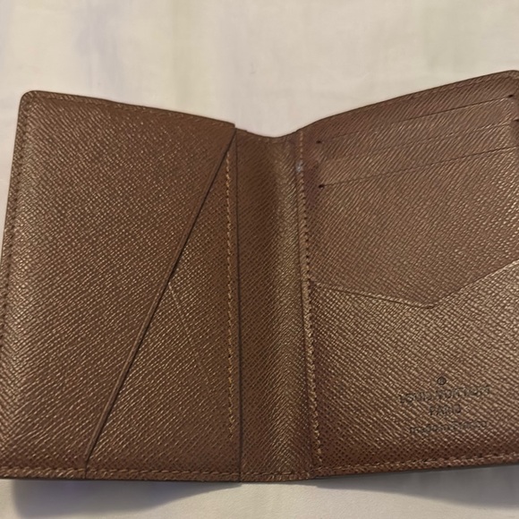 Louis Vuitton Monogram Wallet - Picture 2 of 3